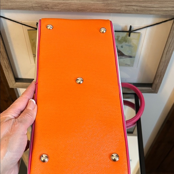 Panda Rama Chic White and Blue Crossbody Bag - Picture 10 of 15